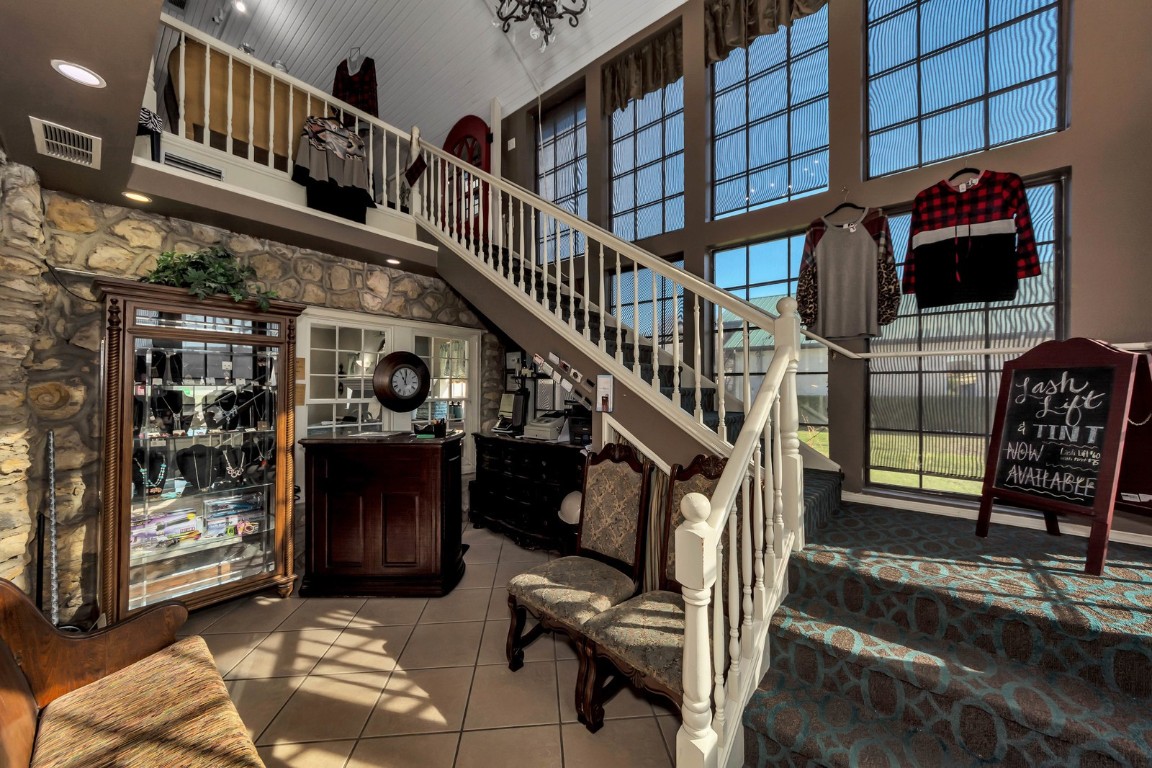 6712 Azle Avenue Lake Worth TX 76135