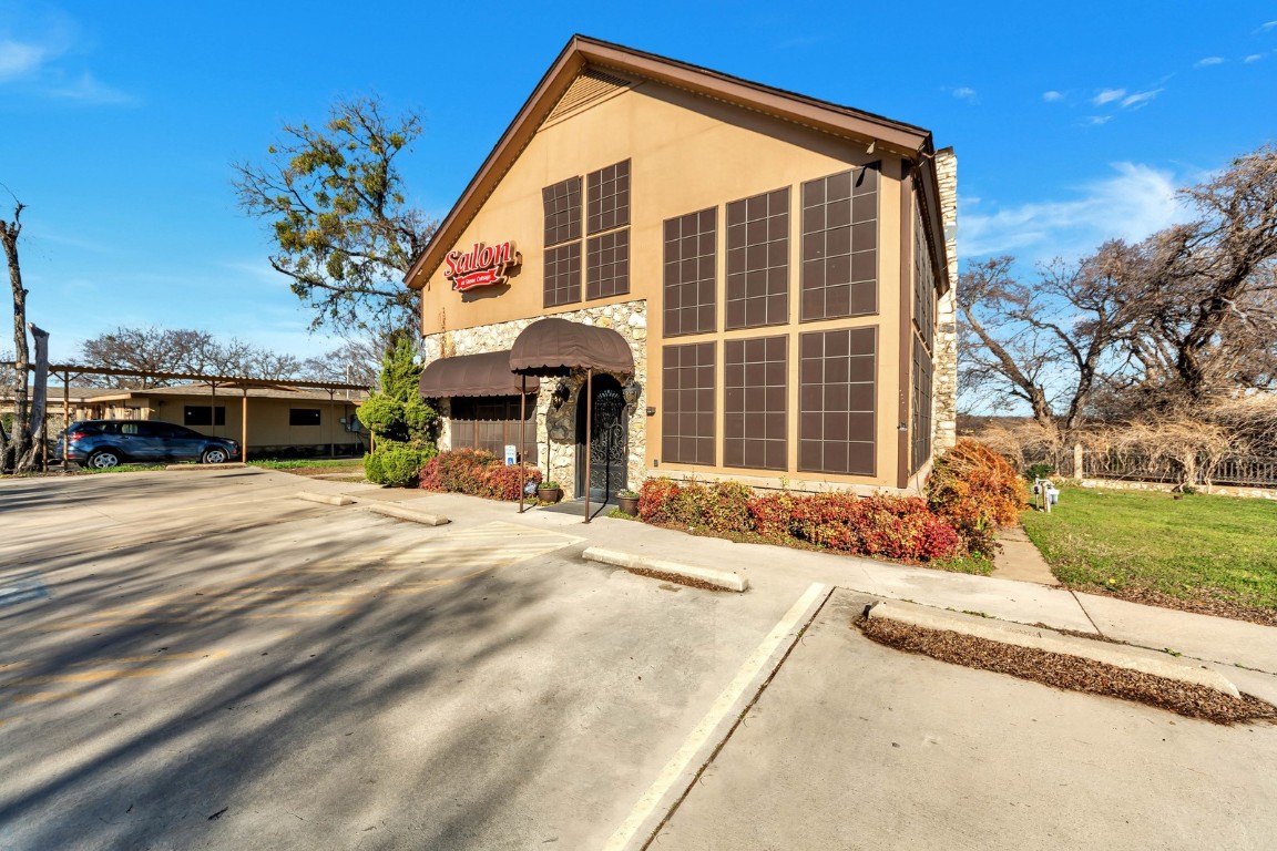 6712 Azle Avenue Lake Worth TX 76135