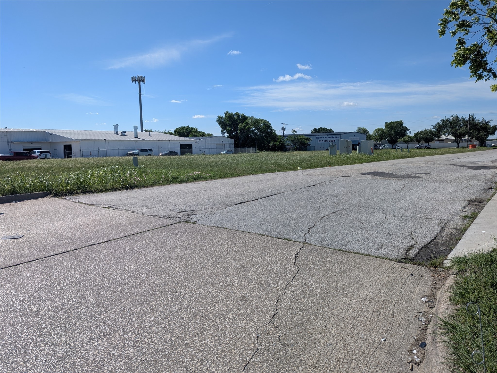 6200 Huddleston Street Haltom City TX 76137