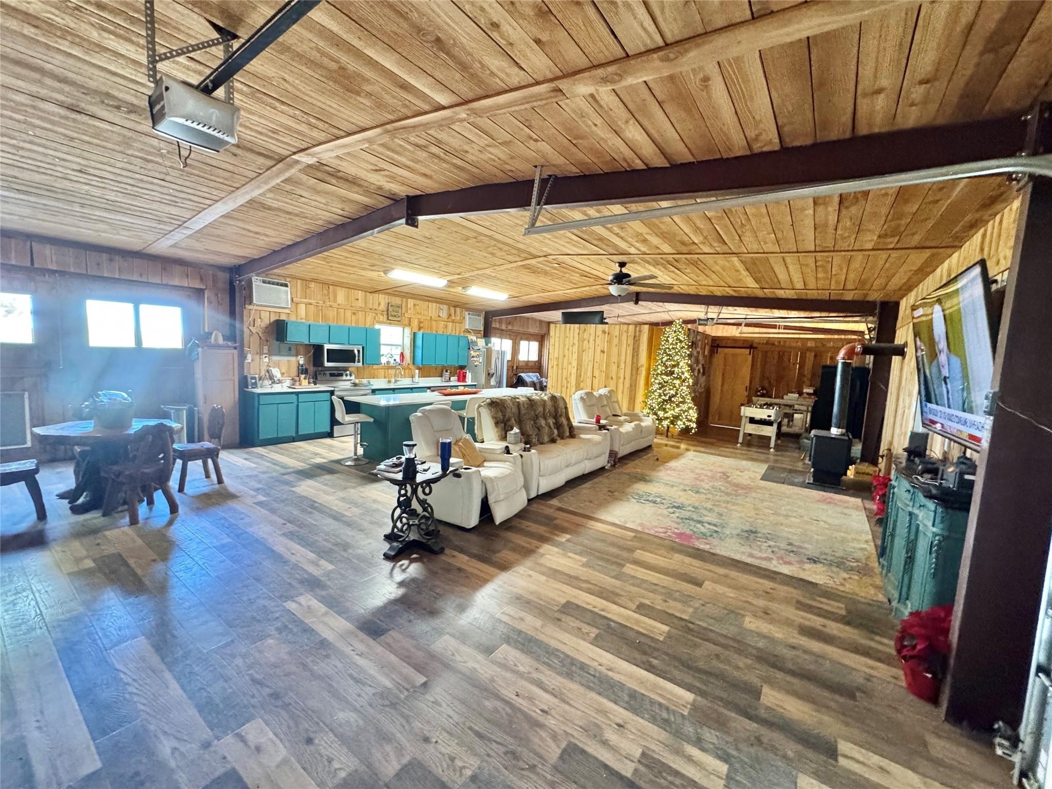 8895 W Highway 67 Highway Cleburne TX 76033