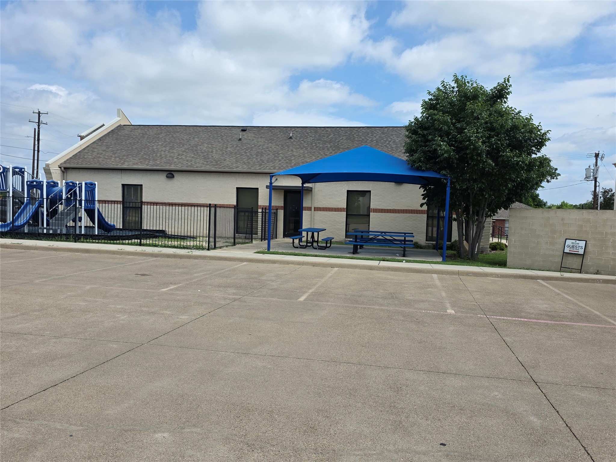 1715 Sandalwood Drive Grand Prairie TX 75052