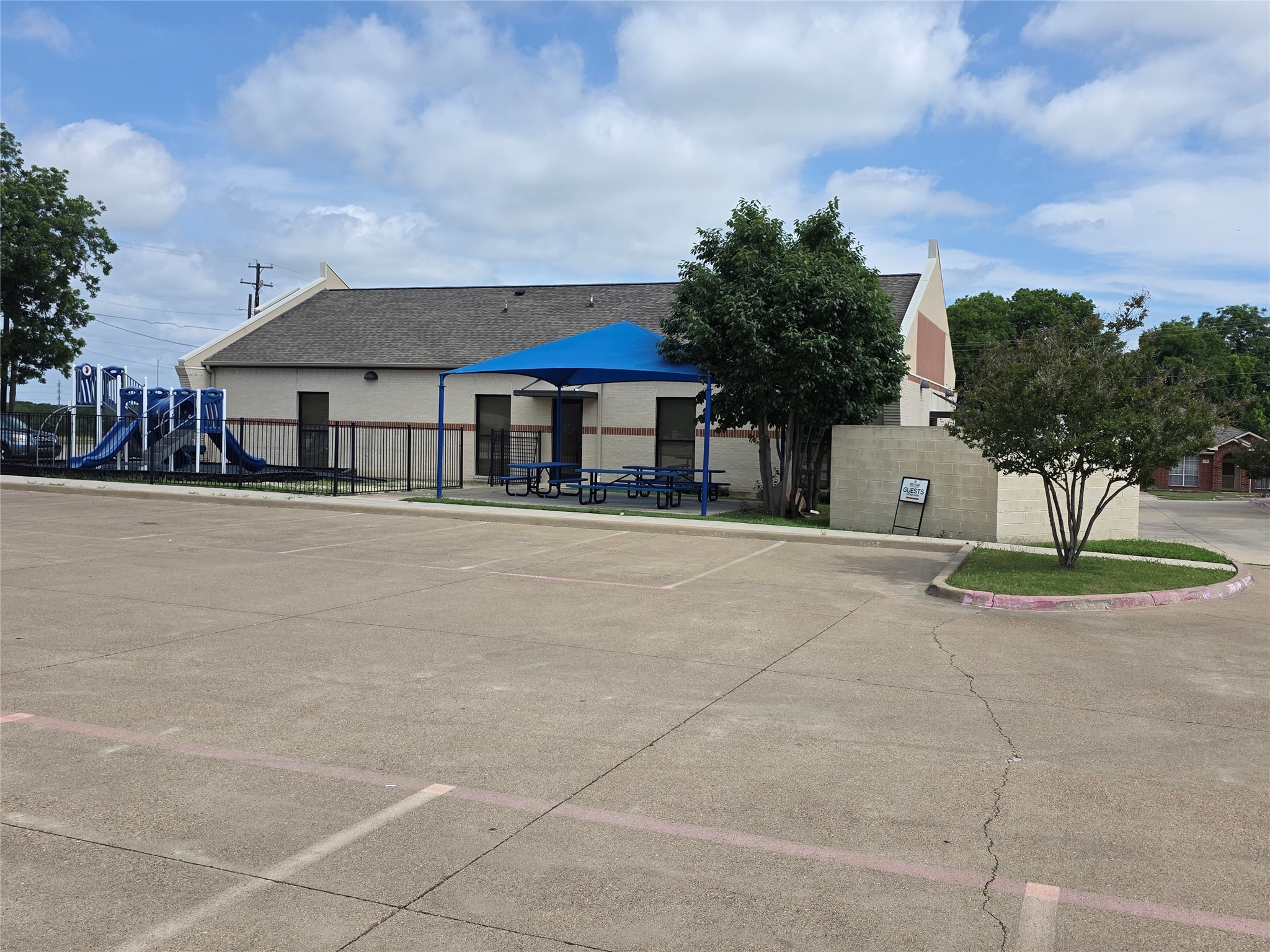 1715 Sandalwood Drive Grand Prairie TX 75052