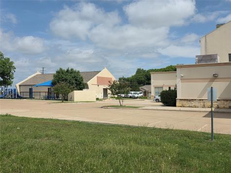 1715 Sandalwood Drive Grand Prairie TX 75052