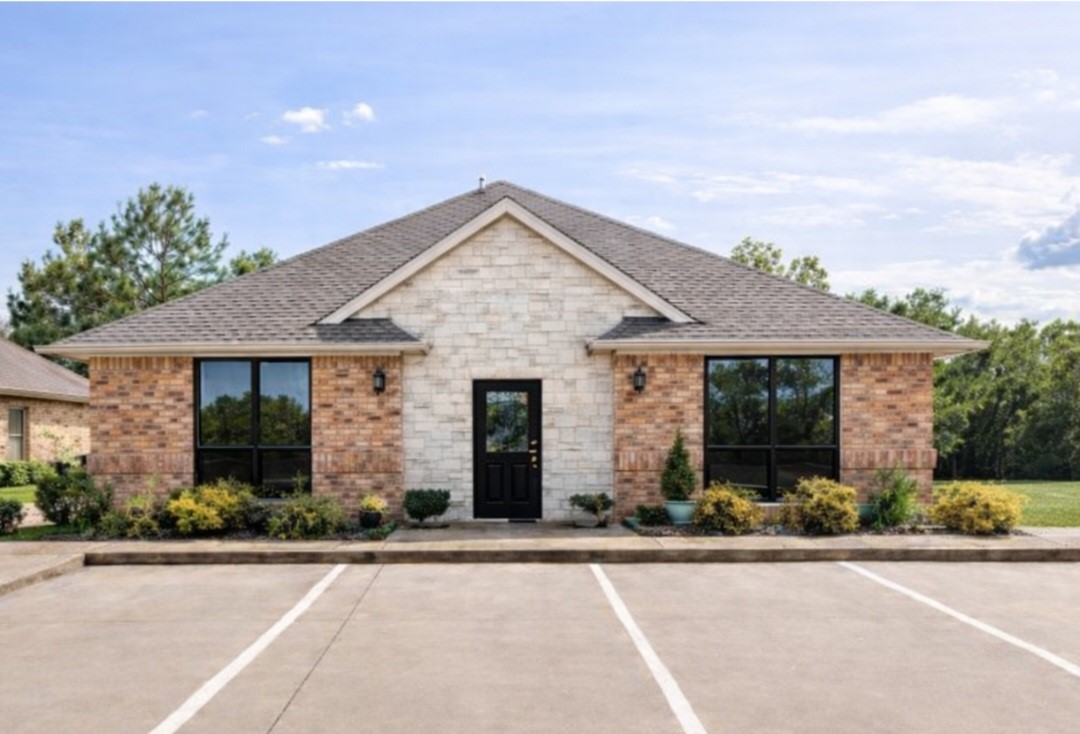 Bedford TX 76021