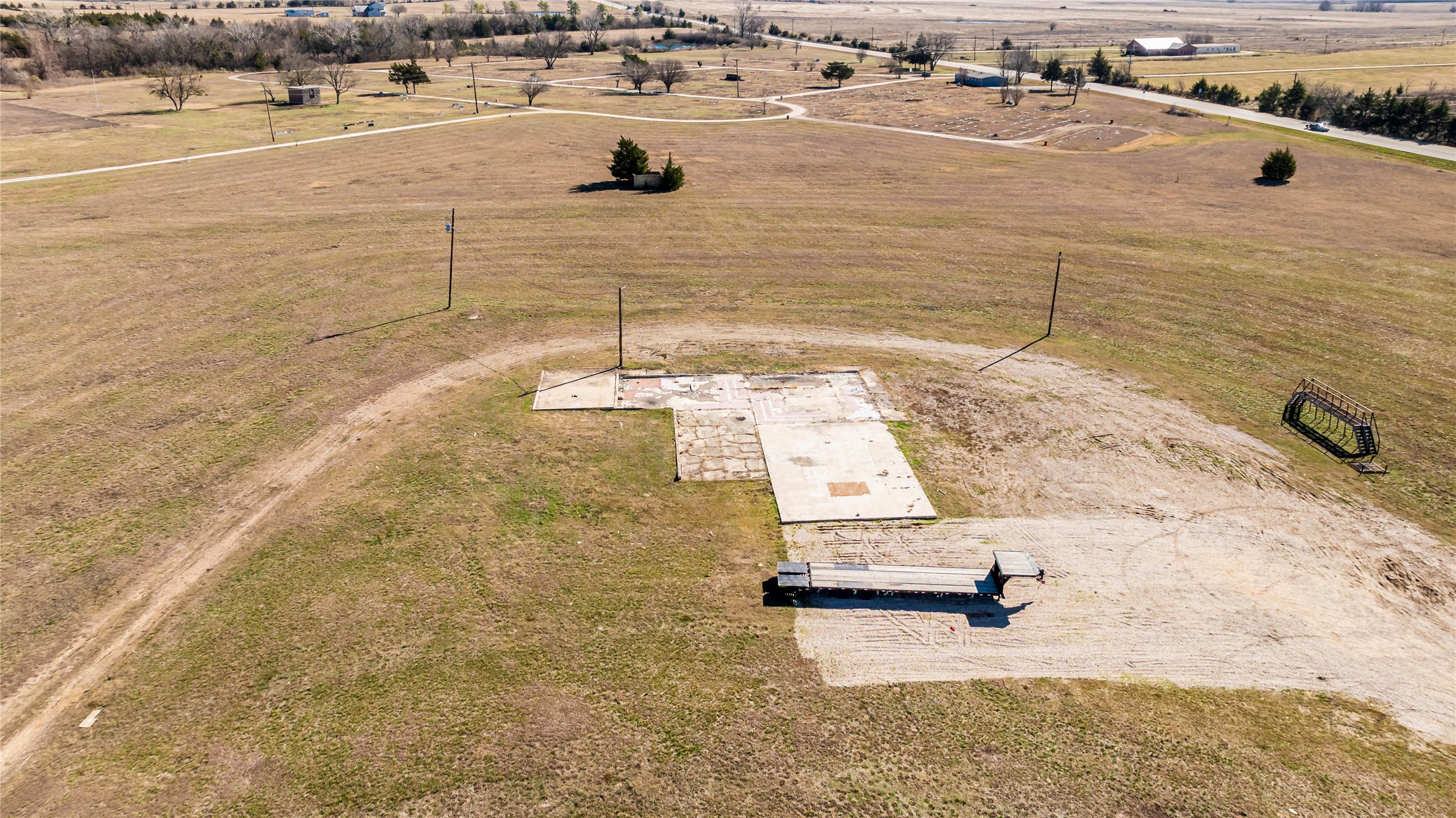 271 S N Side Highway Paris TX 75462