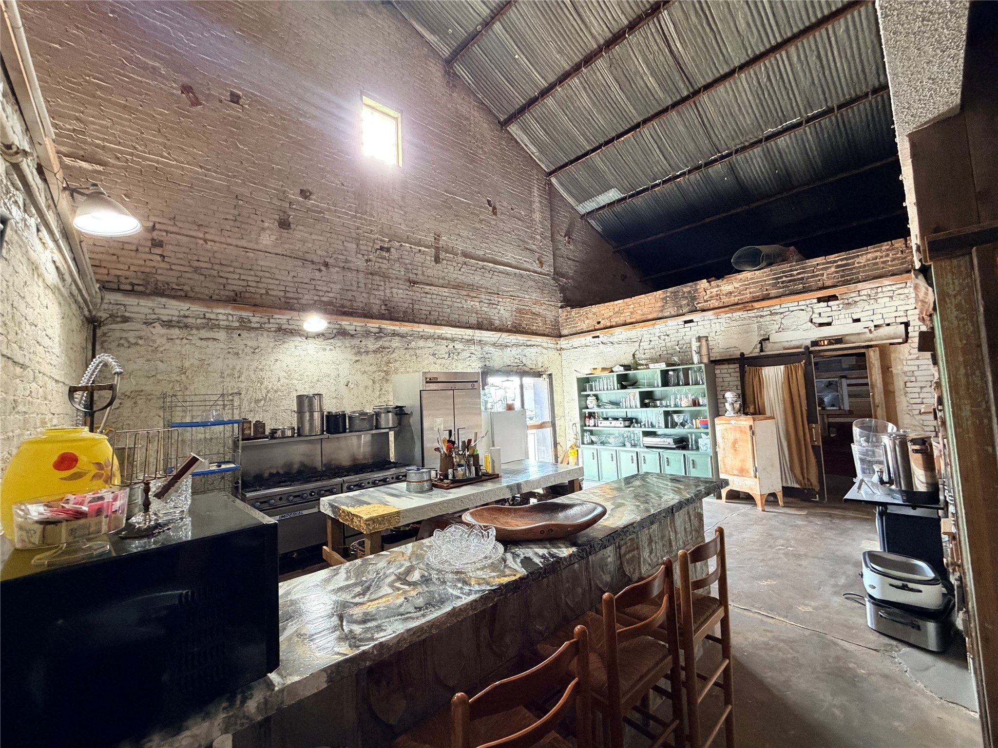 107 N Oak Street Seymour TX 76380