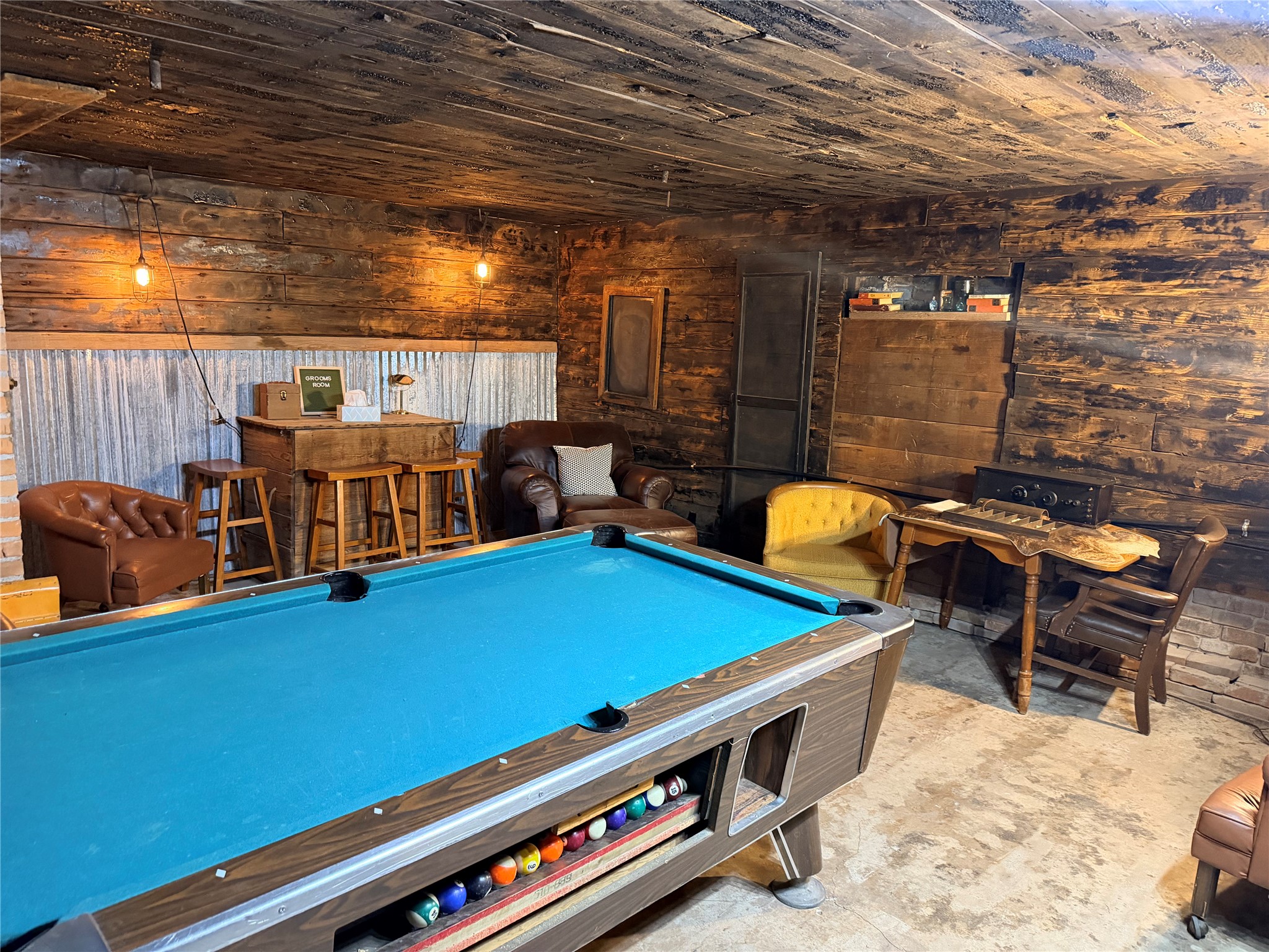107 N Oak Street Seymour TX 76380