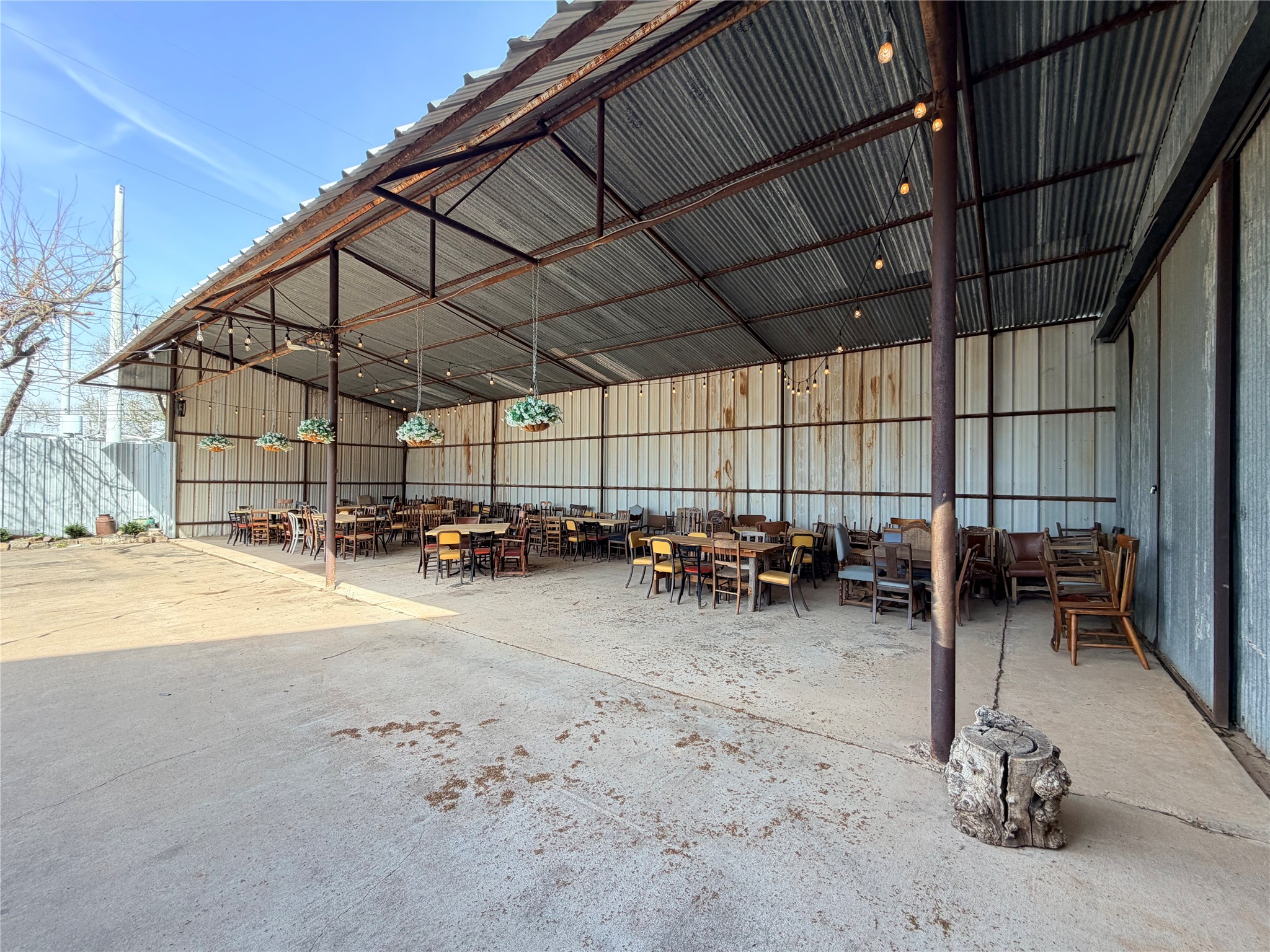 107 N Oak Street Seymour TX 76380
