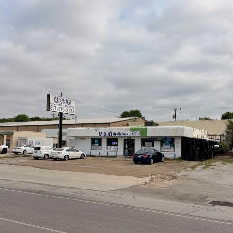 5700 Jacksboro Highway Sansom Park TX 76114