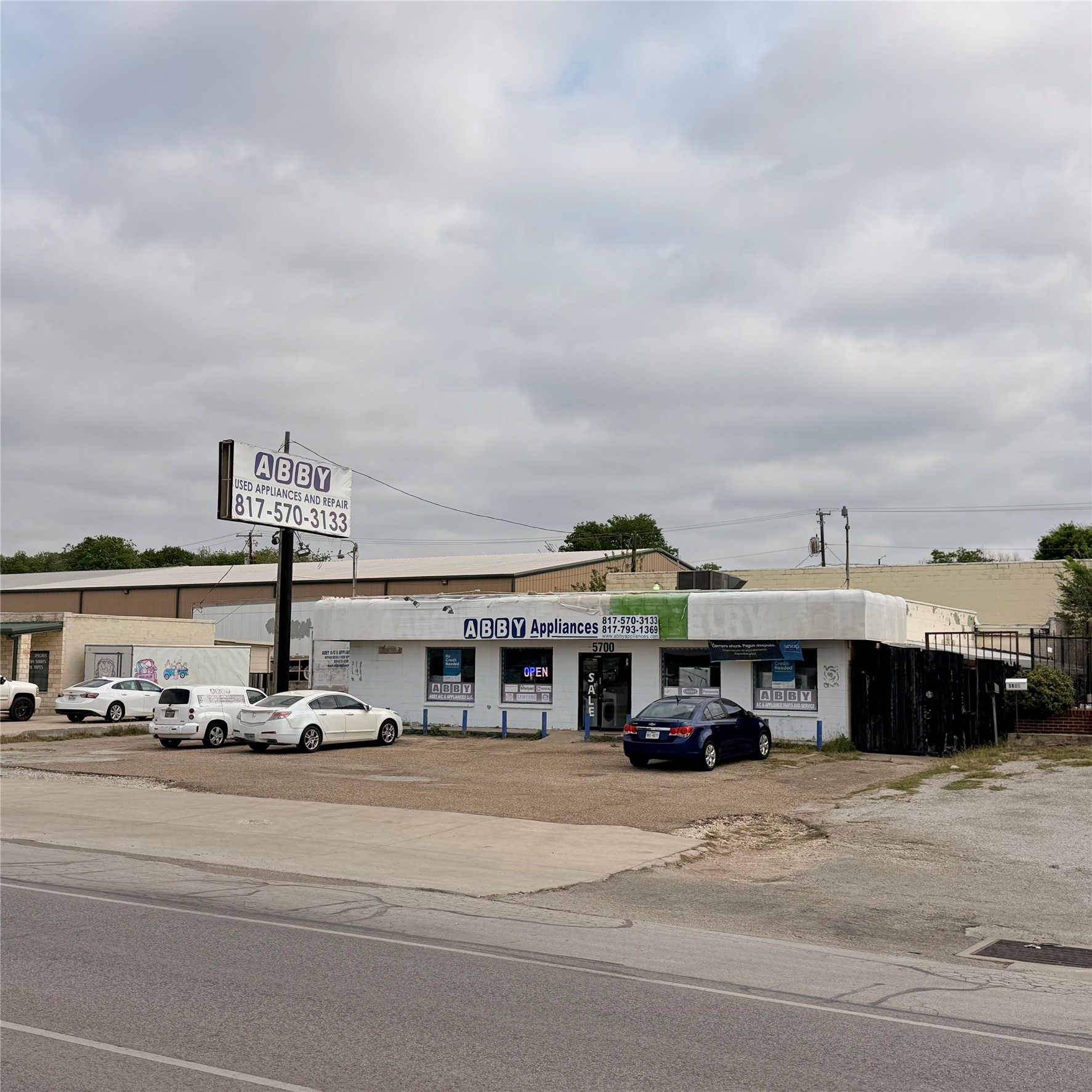 5700 Jacksboro Highway Sansom Park TX 76114