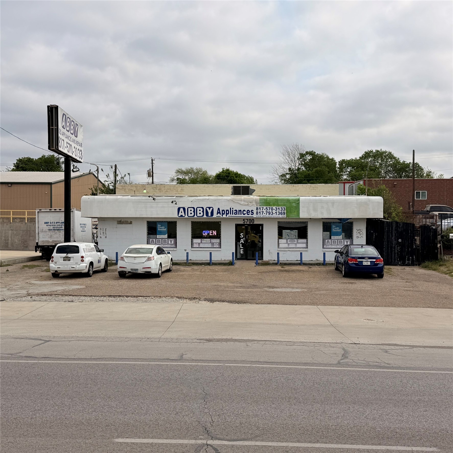 5700 Jacksboro Highway Sansom Park TX 76114