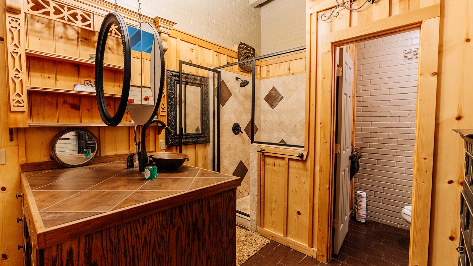 175 Tobacco Road Whitney TX 76692