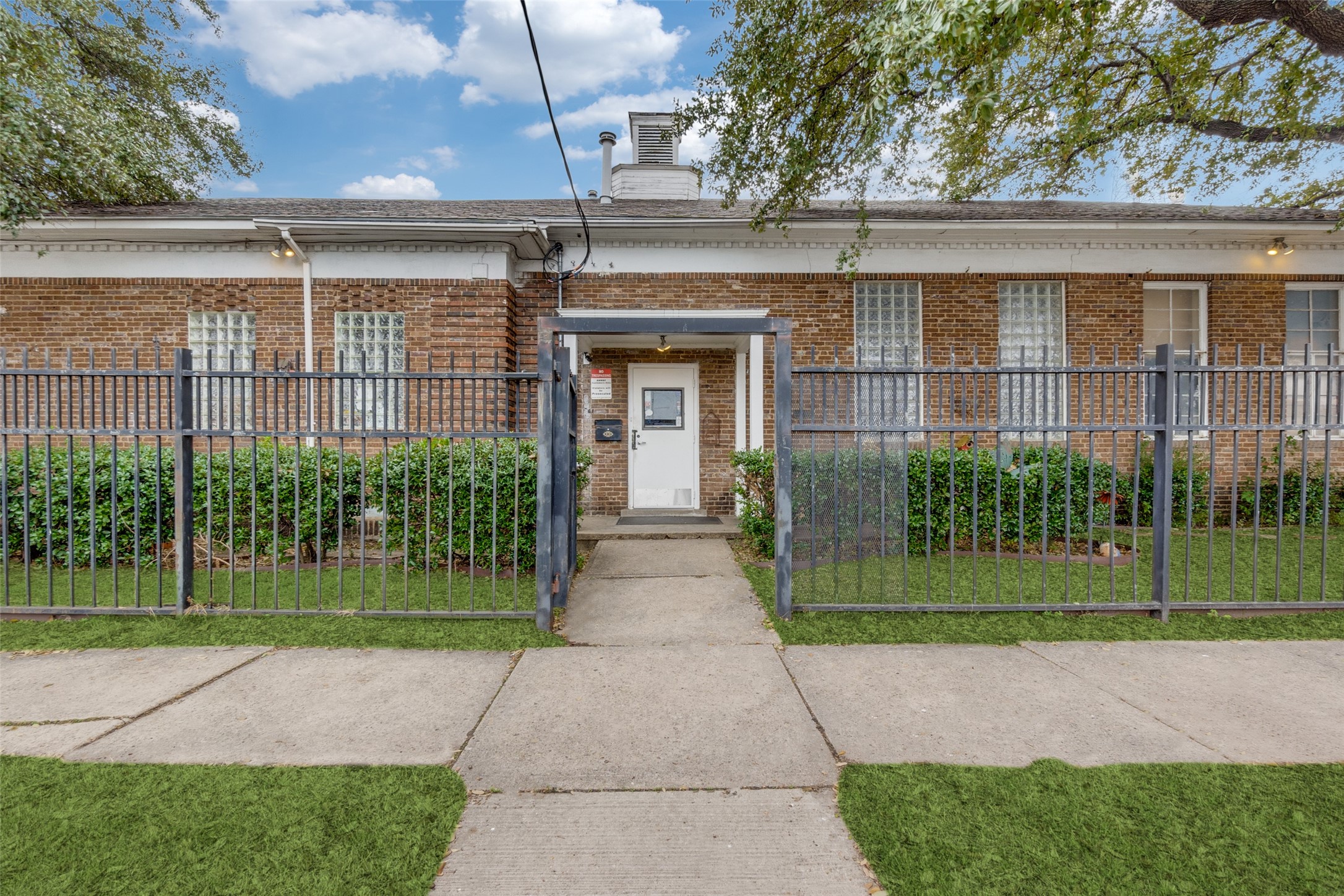 4422 Live Oak Street Dallas TX 75204