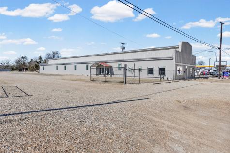 2301 N Main Street Paris TX 75460
