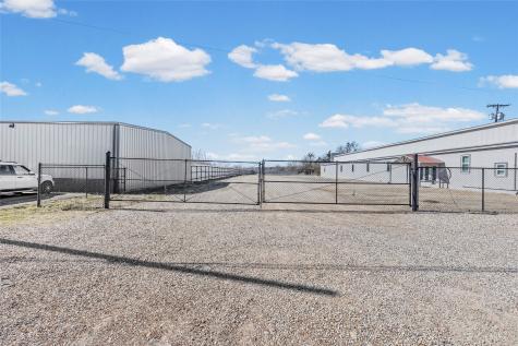 2301 N Main Street Paris TX 75460