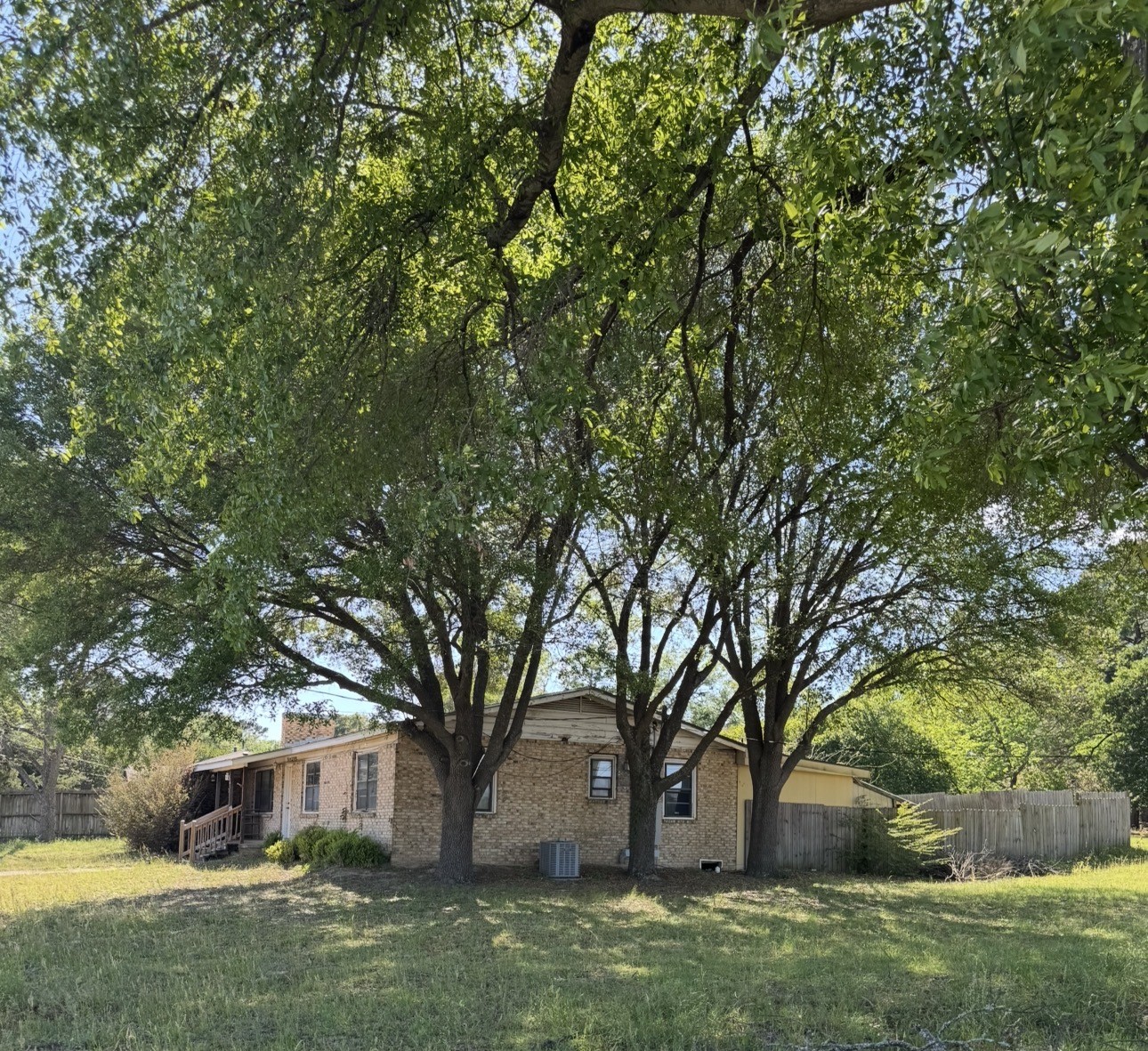 103 Pearl Street Lindale TX 75771