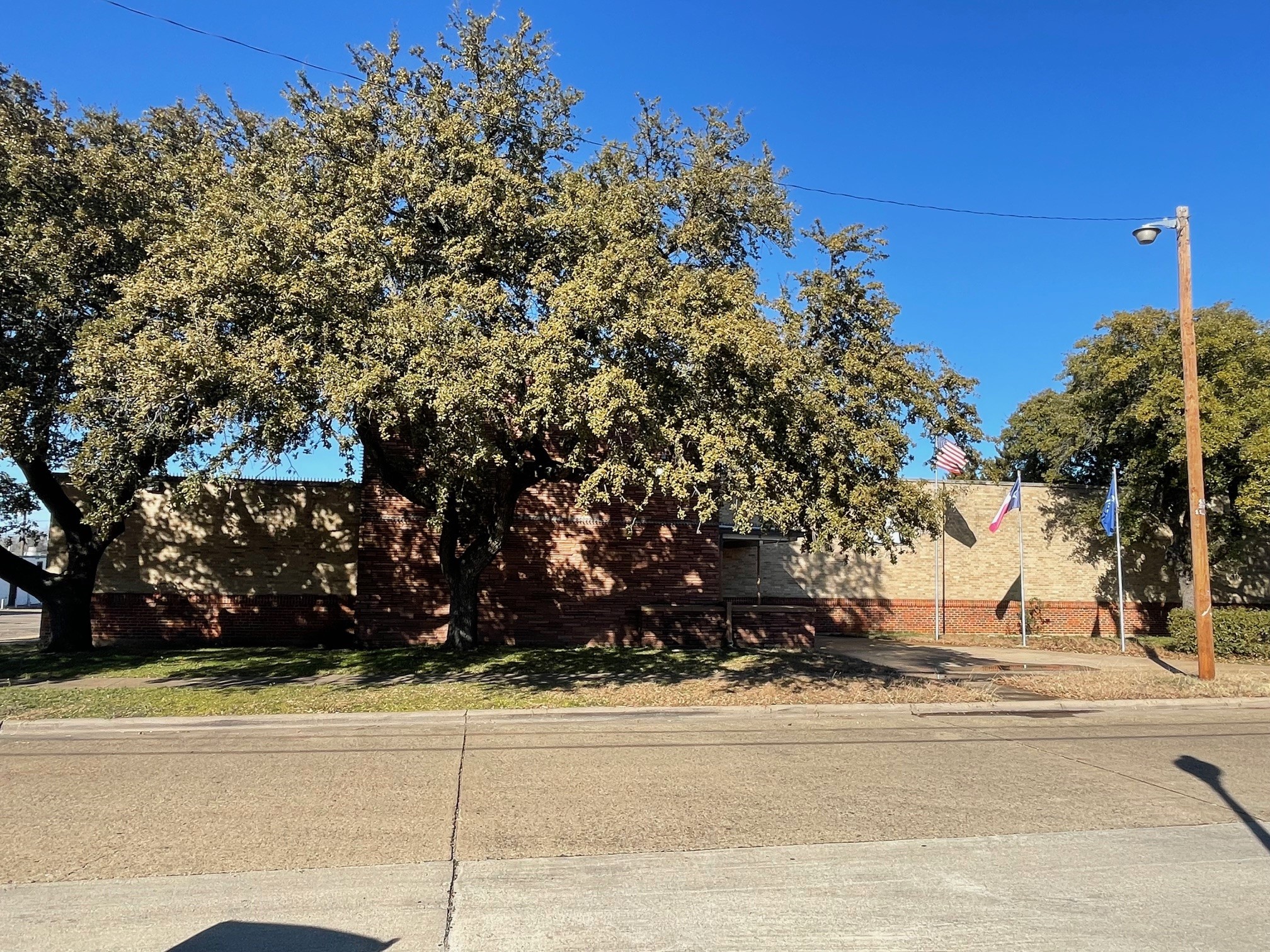1309 Newport Avenue Dallas TX 75224