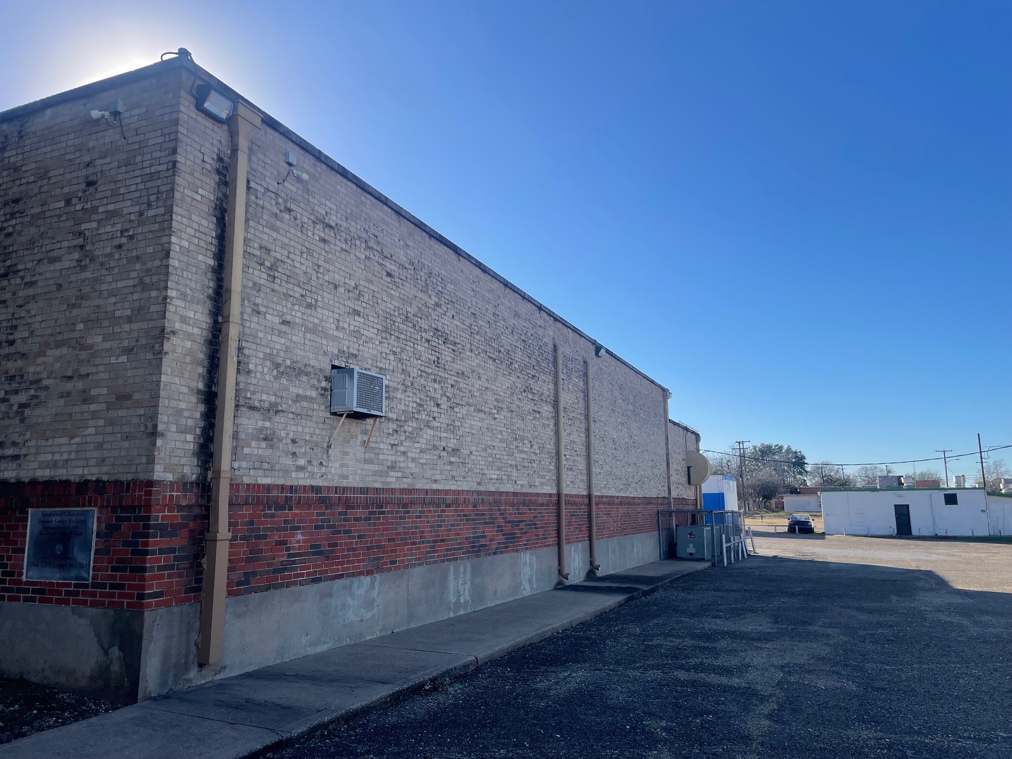 1309 Newport Avenue Dallas TX 75224