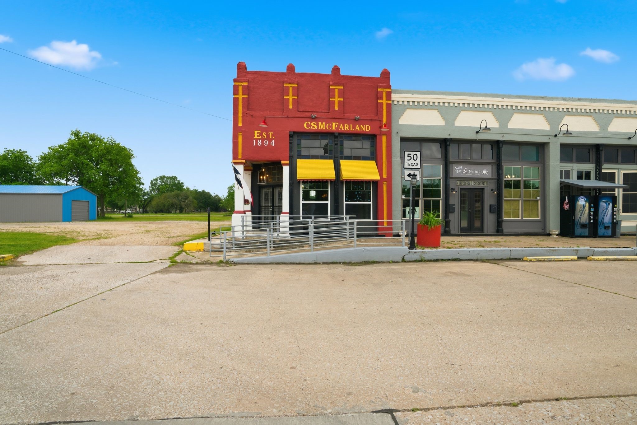 2 S Side Plaza Ladonia TX 75449