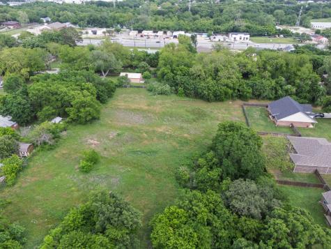 209 8th Street Joshua TX 76058