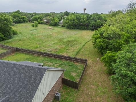 209 8th Street Joshua TX 76058