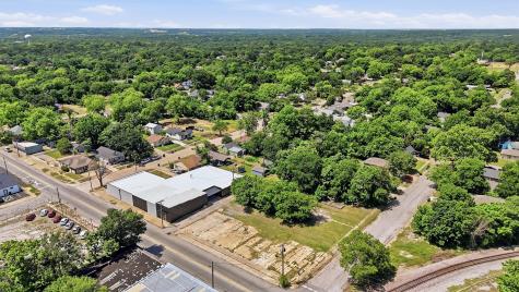 613 S Armstrong Avenue Denison TX 75020