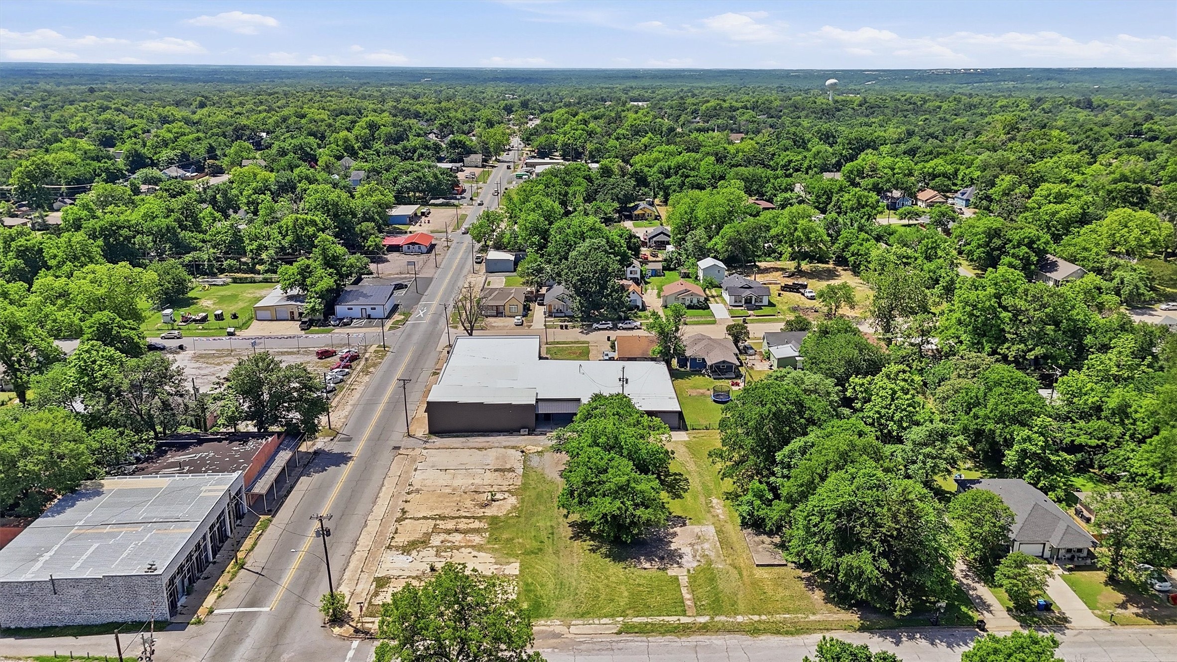 613 S Armstrong Avenue Denison TX 75020