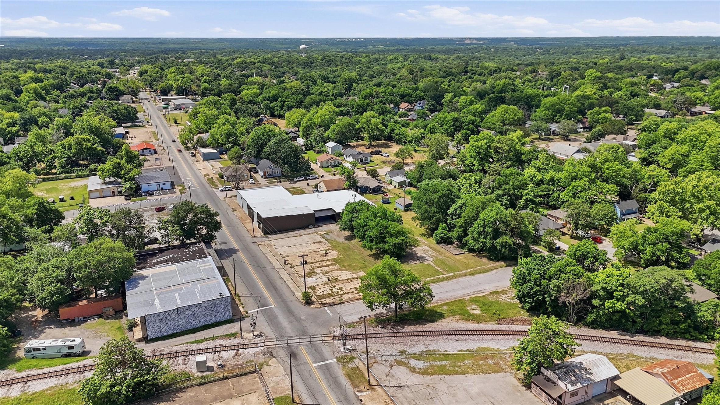 613 S Armstrong Avenue Denison TX 75020