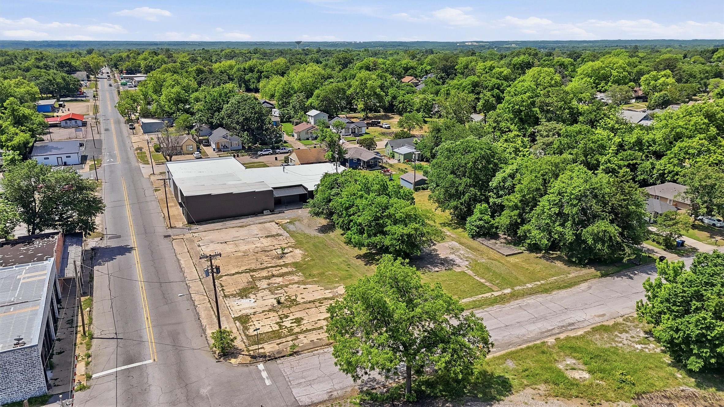 613 S Armstrong Avenue Denison TX 75020