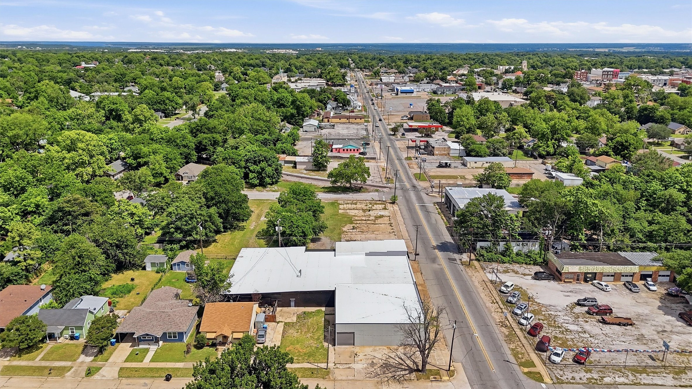 613 S Armstrong Avenue Denison TX 75020