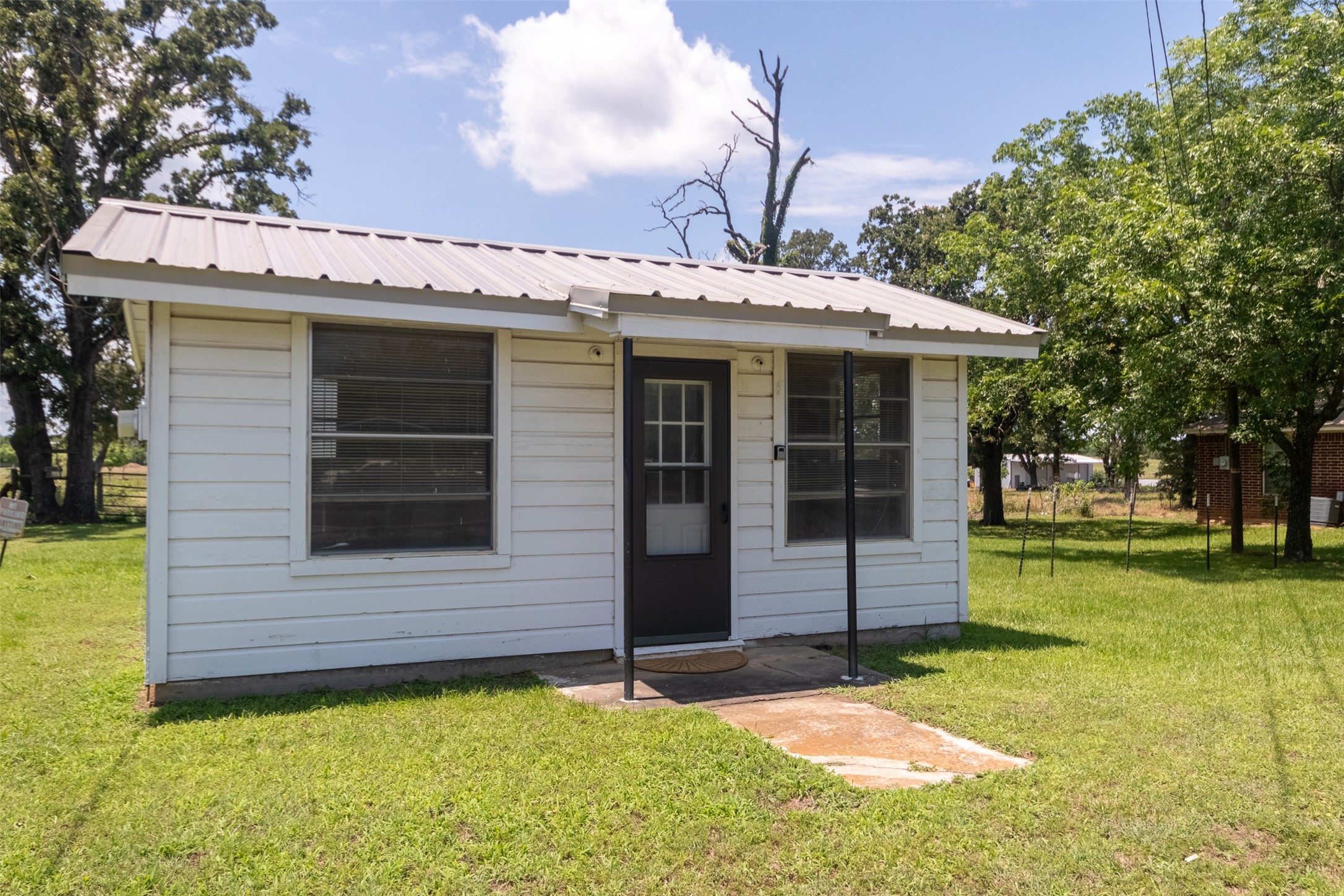 815 S Fairway Street Fairfield TX 75840