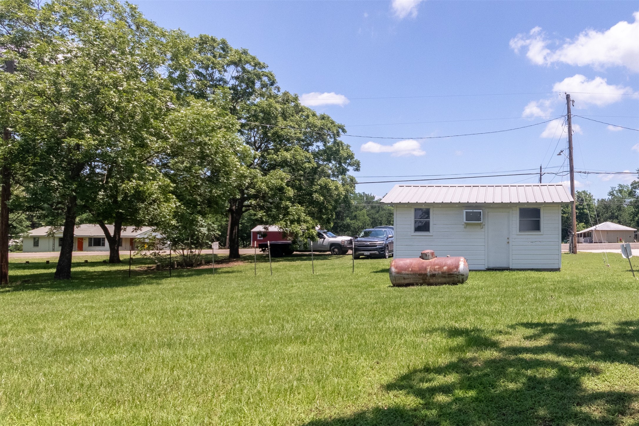 815 S Fairway Street Fairfield TX 75840