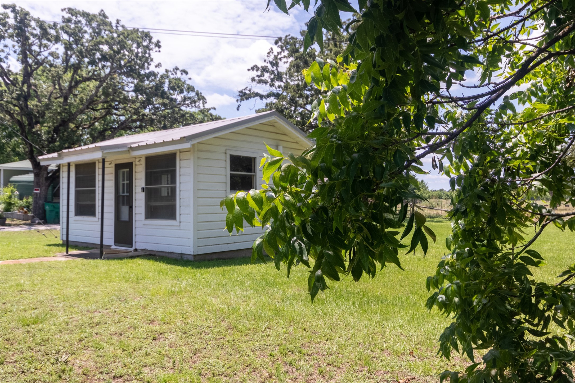815 S Fairway Street Fairfield TX 75840