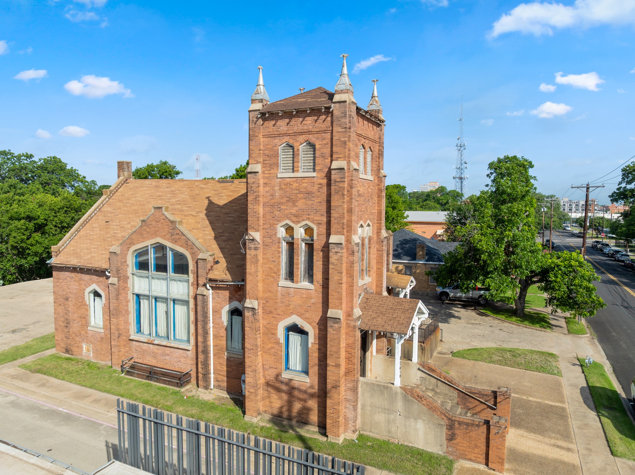629 S 8th Street Waco TX 76706