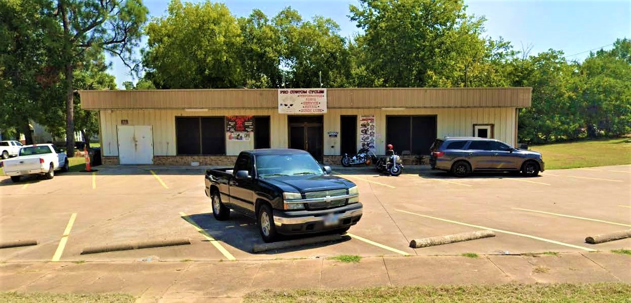 800 S Armstrong Avenue Denison TX 75020