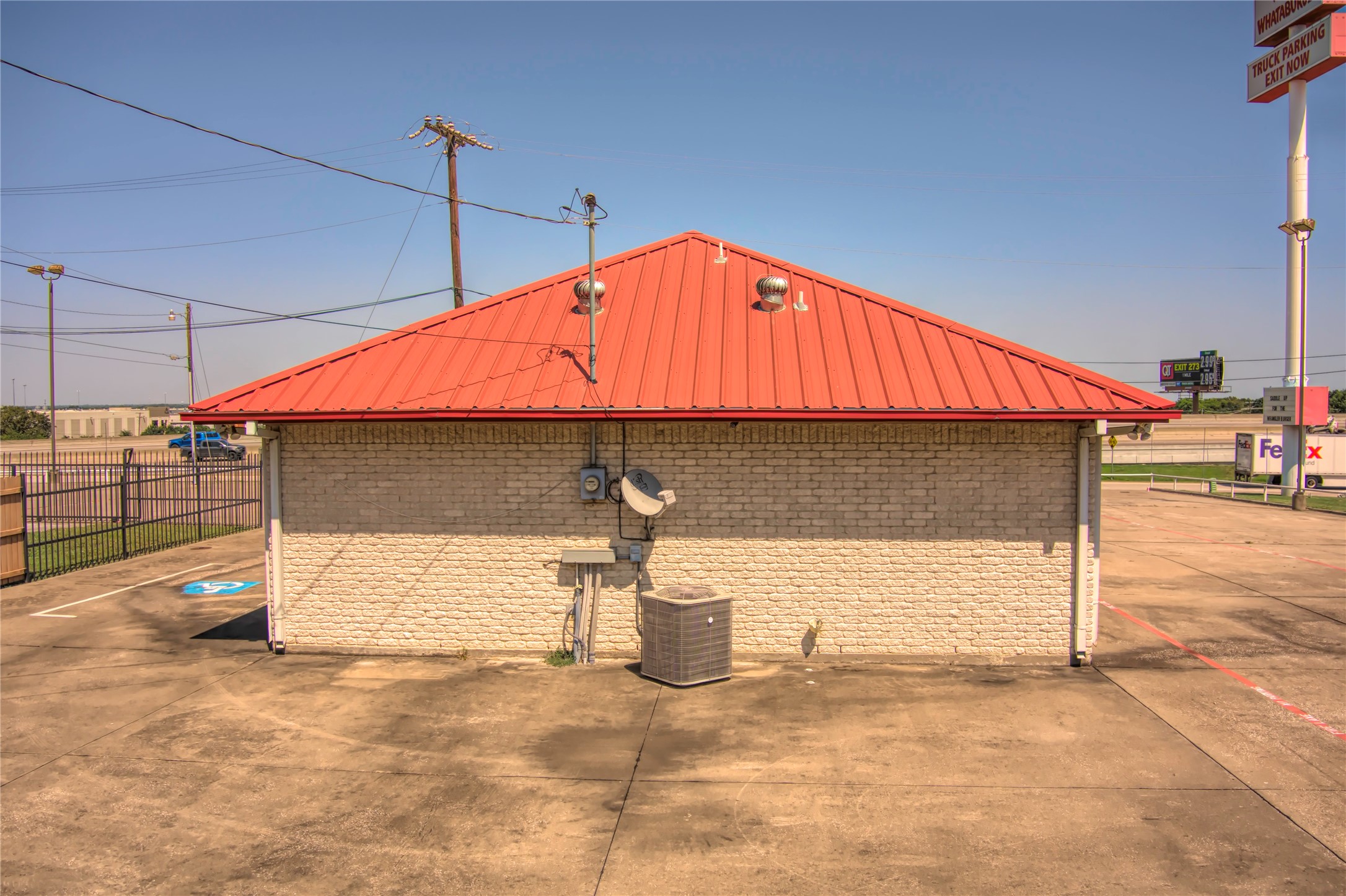 315 N Ih 45 Expressway Hutchins TX 75141