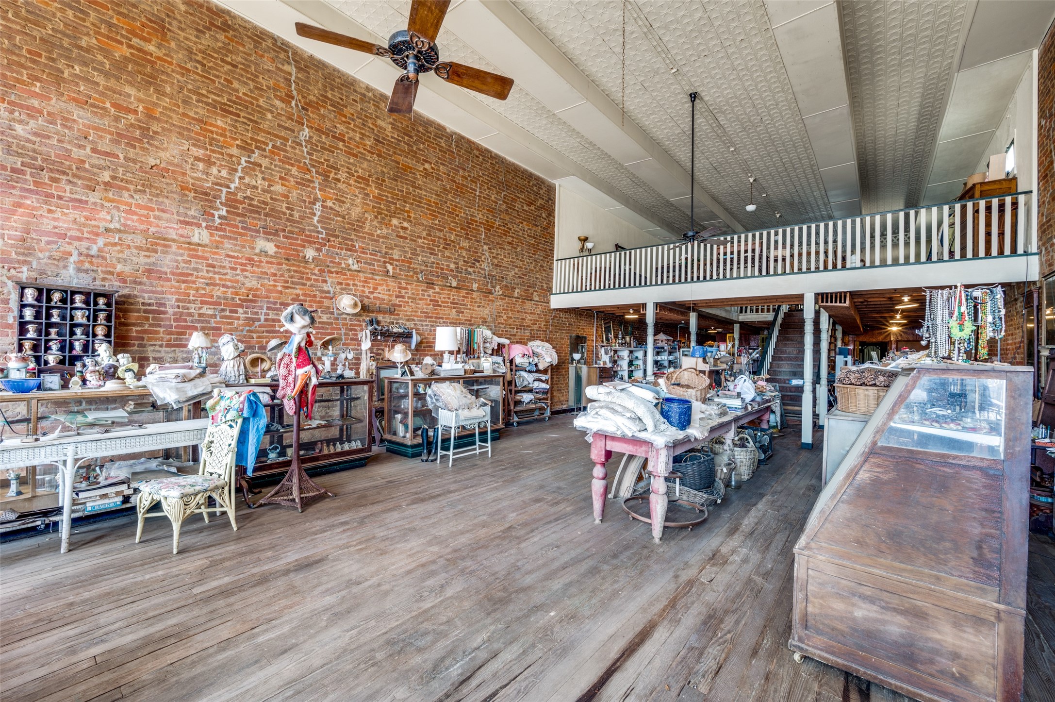 115 S Jefferson Street Pilot Point TX 76258