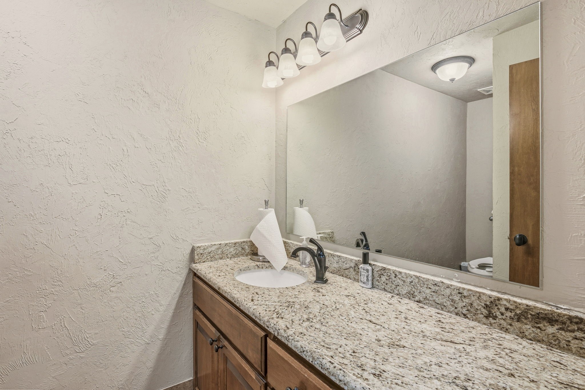 408 4th Street Graham TX 76450