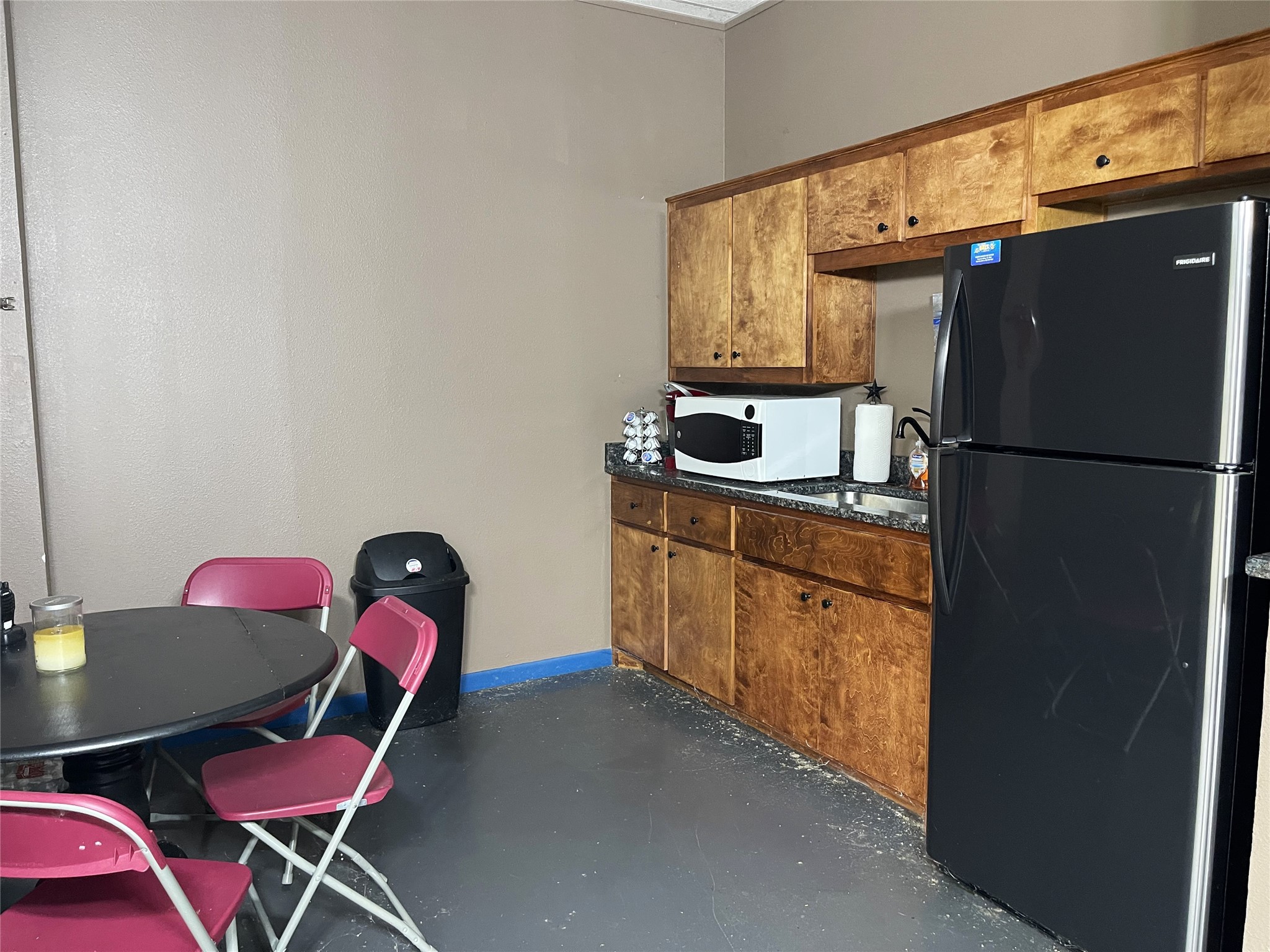424 State Highway 75 S Fairfield TX 75840