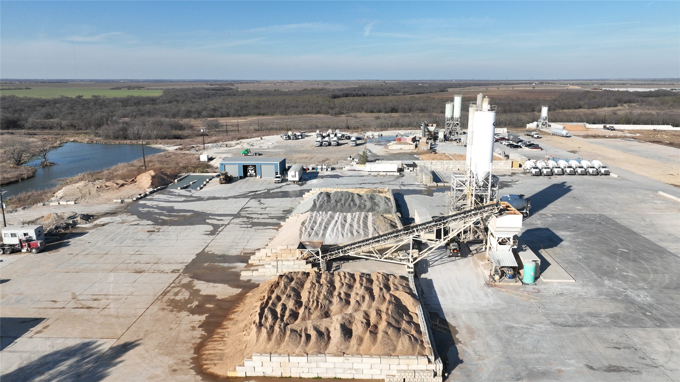 873 B Wall Street Gunter TX 75058