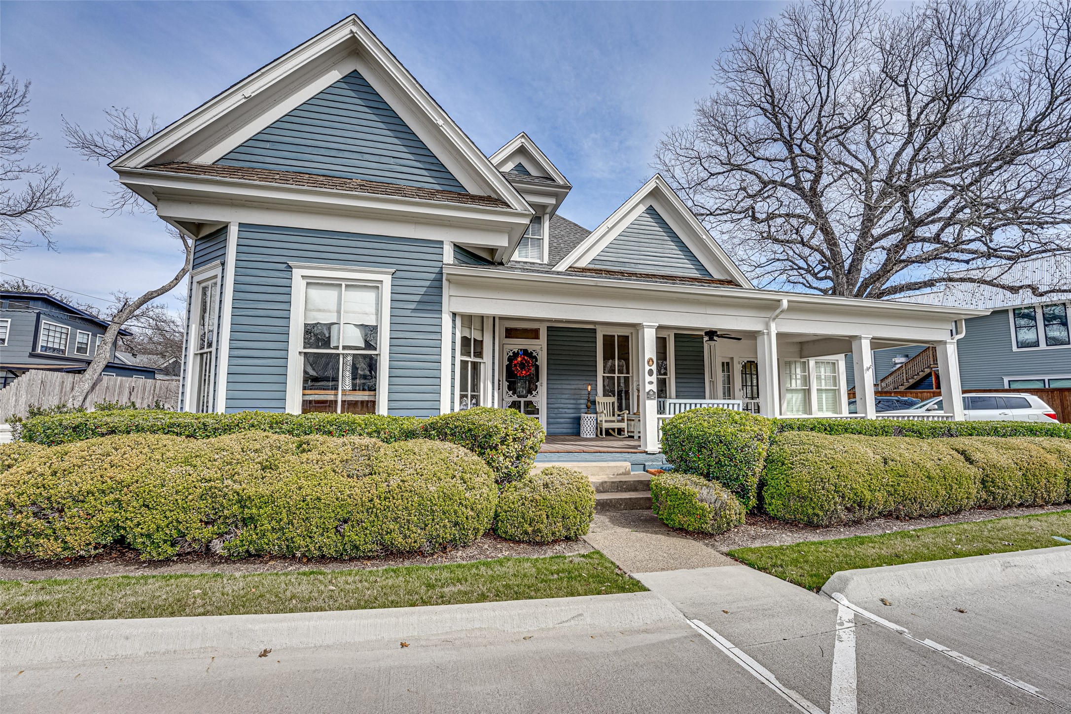 500 W Main Street Waxahachie TX 75165