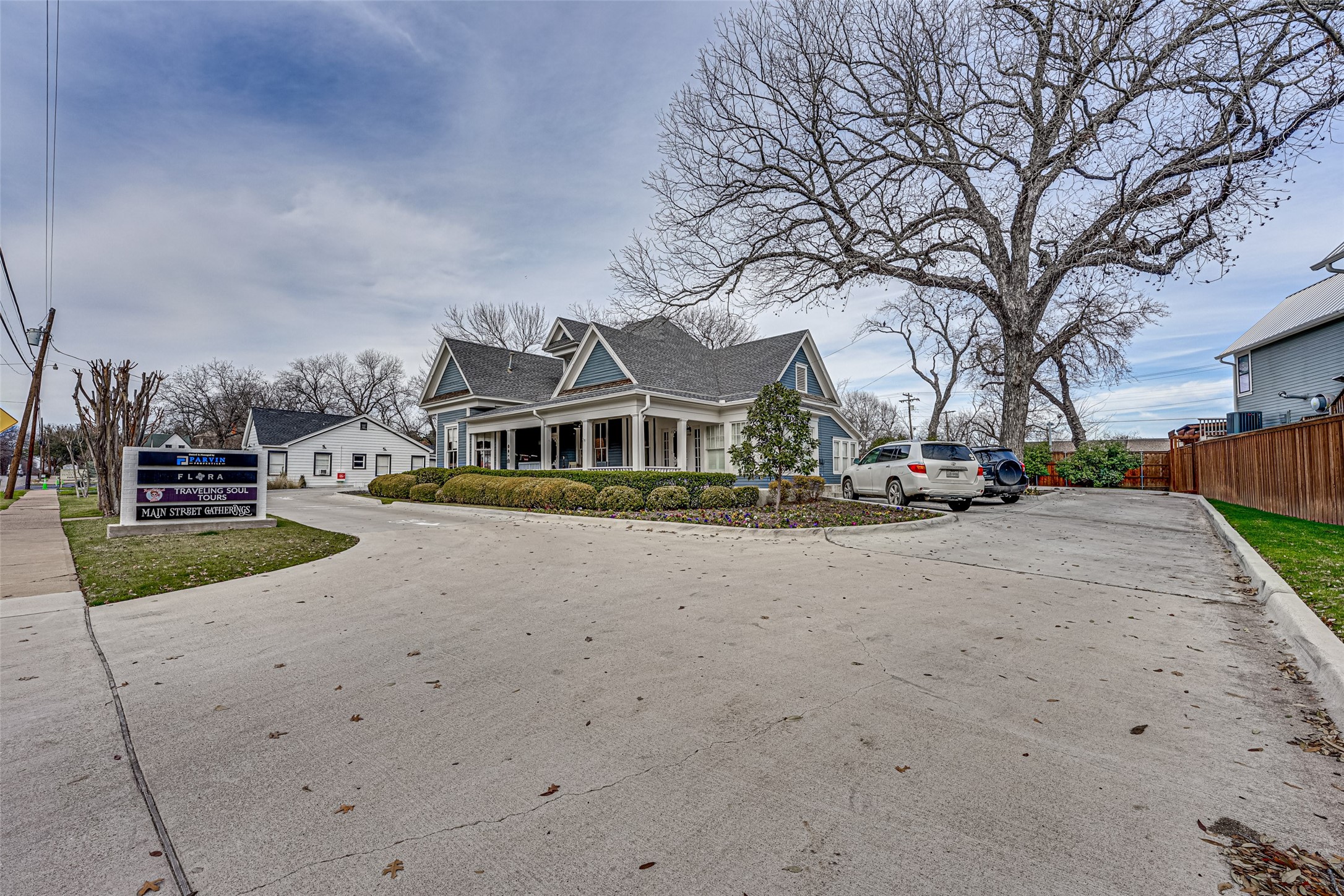 500 W Main Street Waxahachie TX 75165