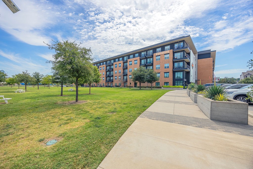 4614 Bernal Drive Dallas TX 75212