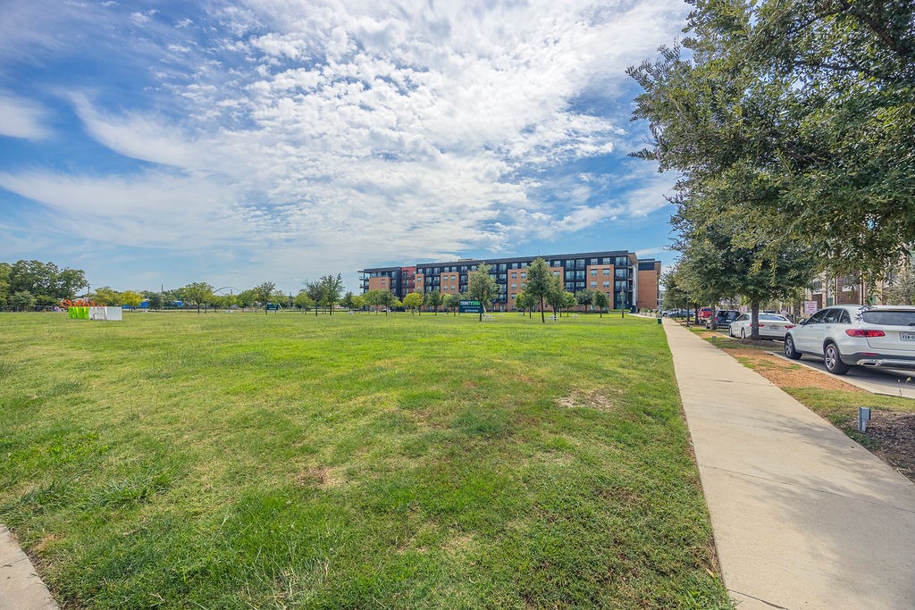 4614 Bernal Drive Dallas TX 75212