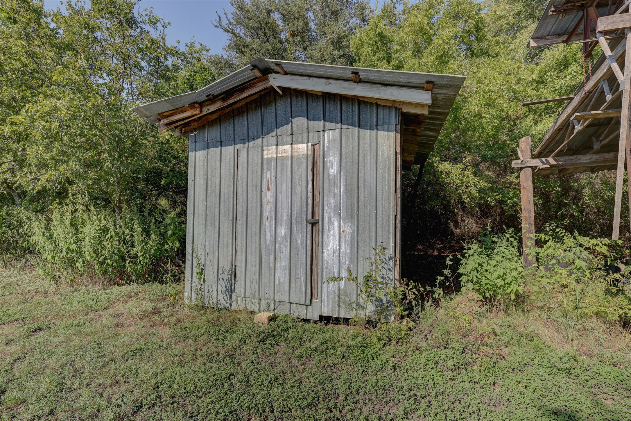 1409 State Highway 22 Whitney TX 76692