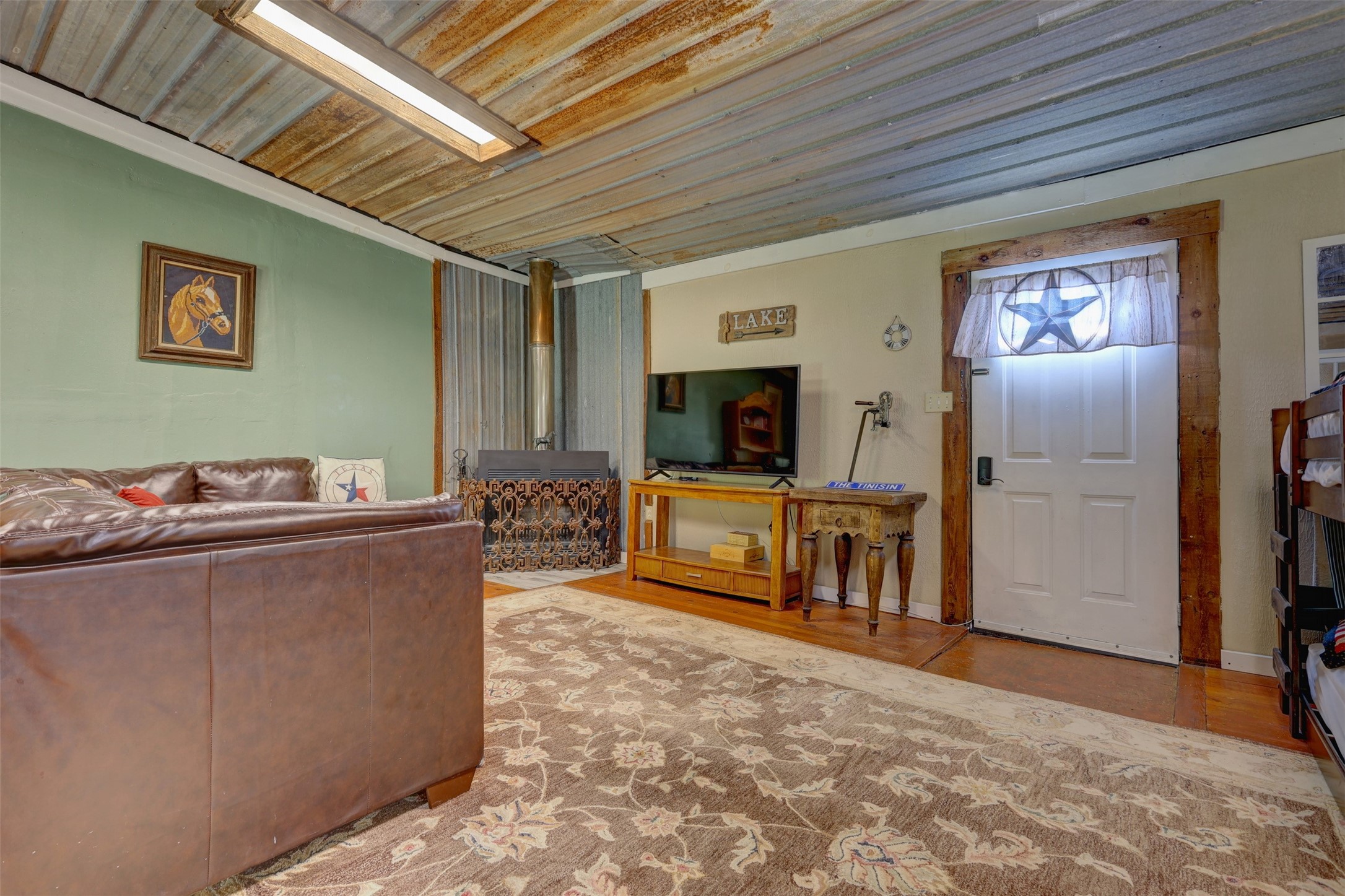 1409 State Highway 22 Whitney TX 76692