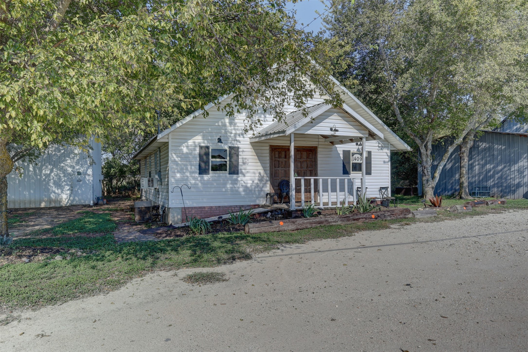 1409 State Highway 22 Whitney TX 76692