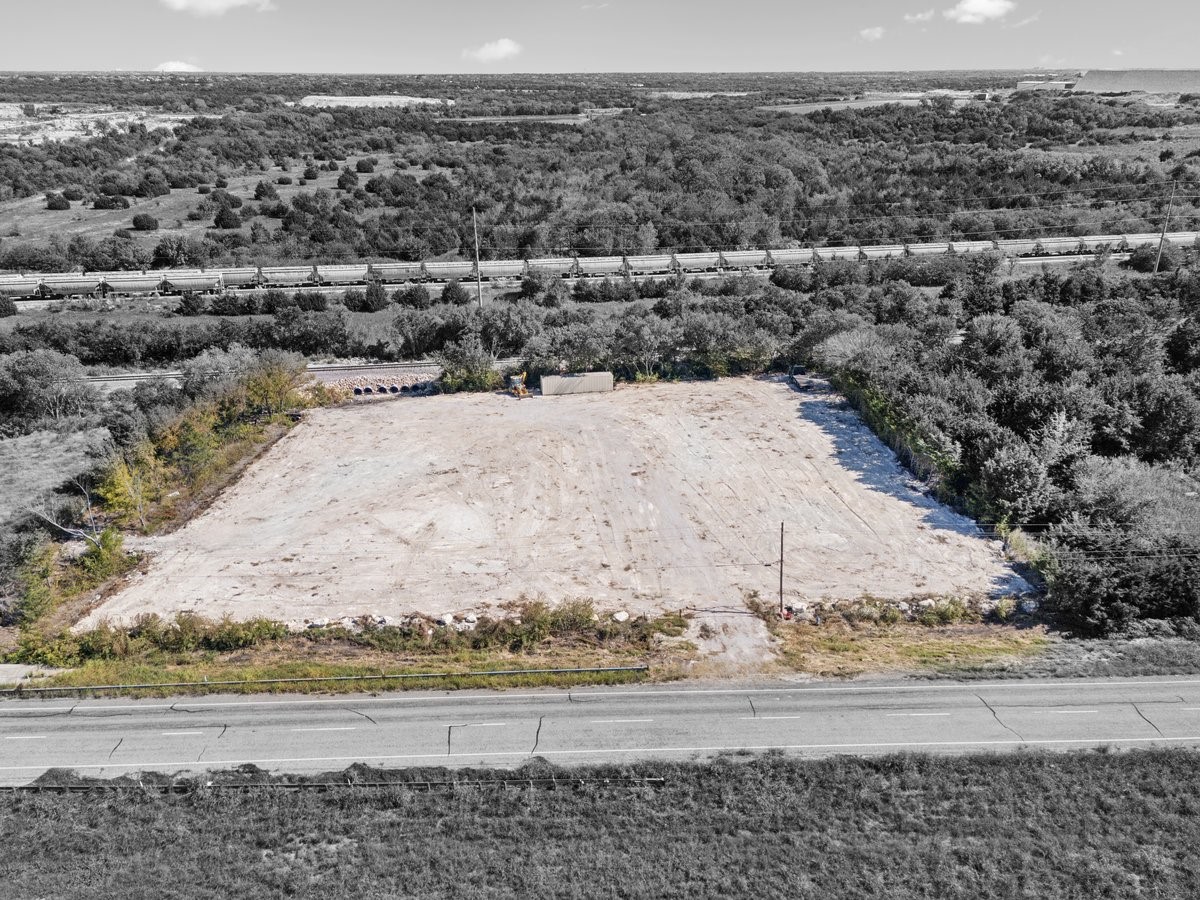 3790 N Highway 67 Midlothian TX 76065