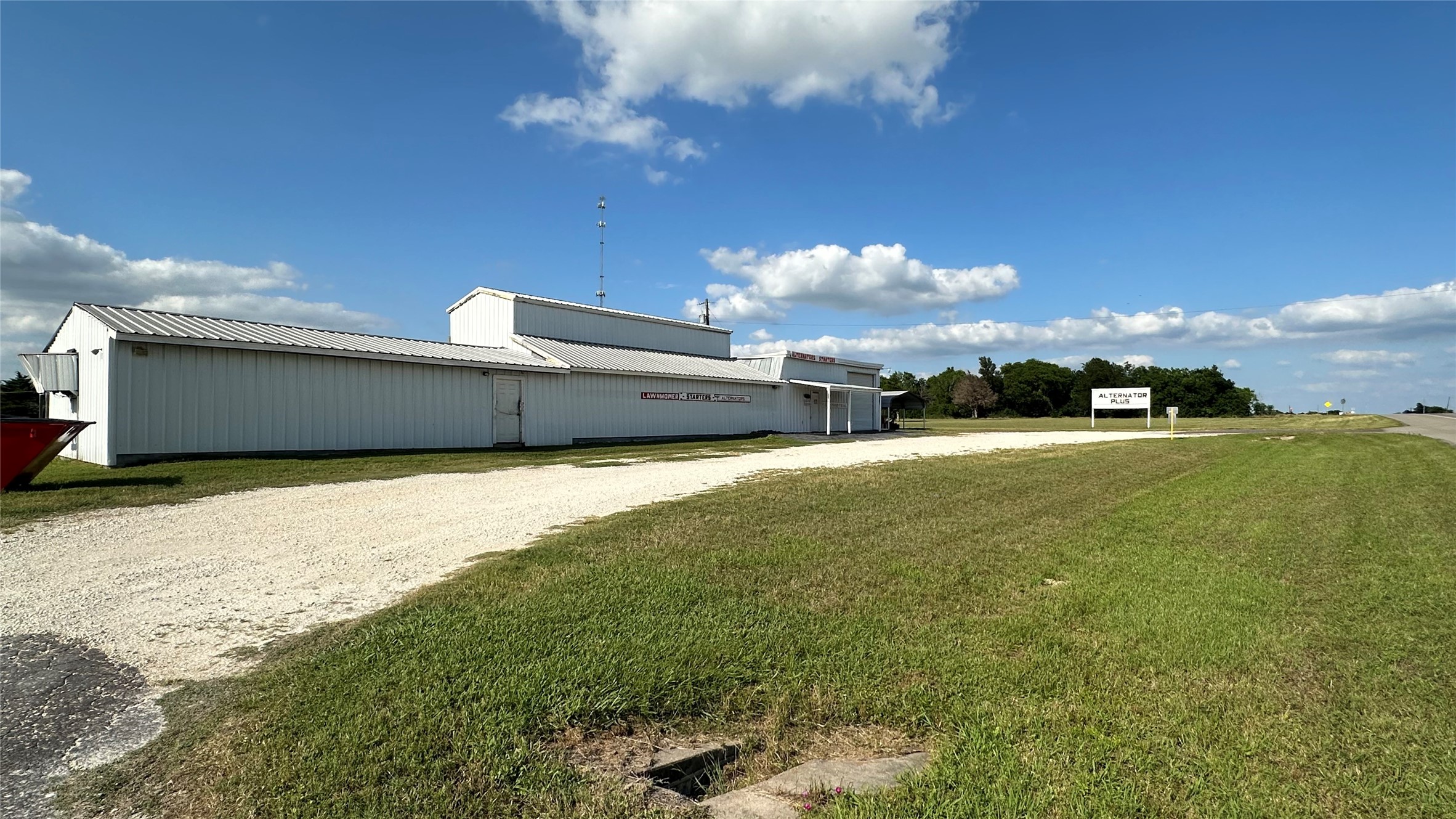 2596A Highway 84 W Mexia TX 76667