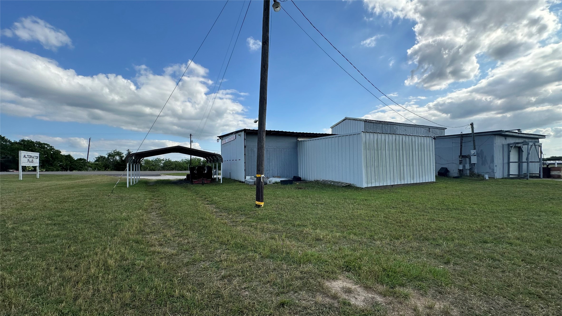 2596A Highway 84 W Mexia TX 76667